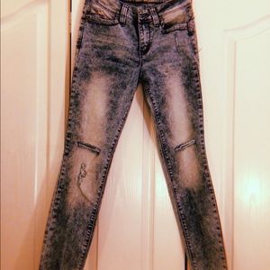 Mid-Rise Skinny Jeans